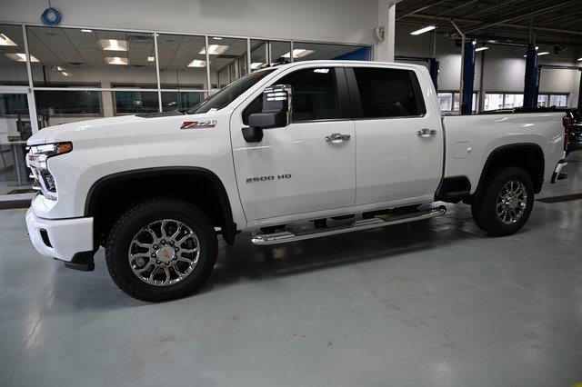 New 2026 Chevrolet Silverado 2500 LT w/ Z71 Chrome Sport Edition image 8