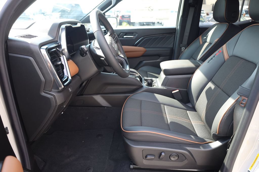 New 2026 GMC Canyon AT4 AWD/4WD image 11