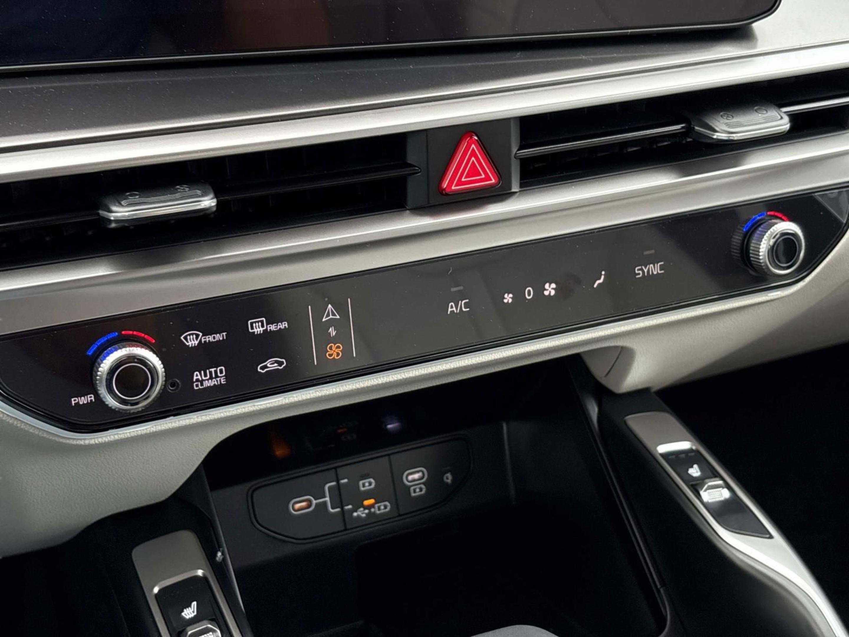 New 2026 Kia Sorento S image 27