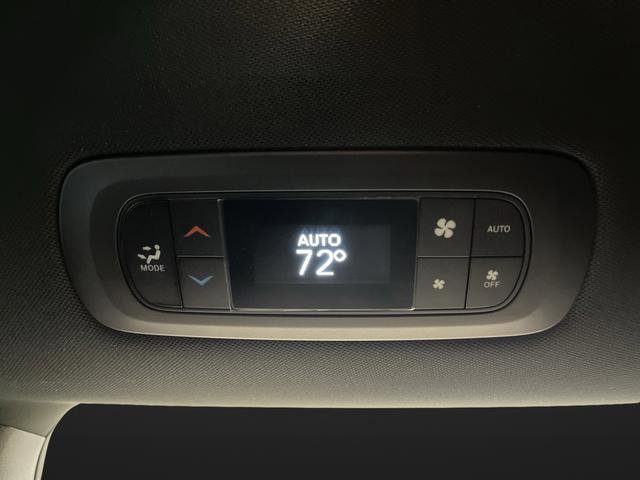 New 2026 Chrysler Pacifica Select image 34