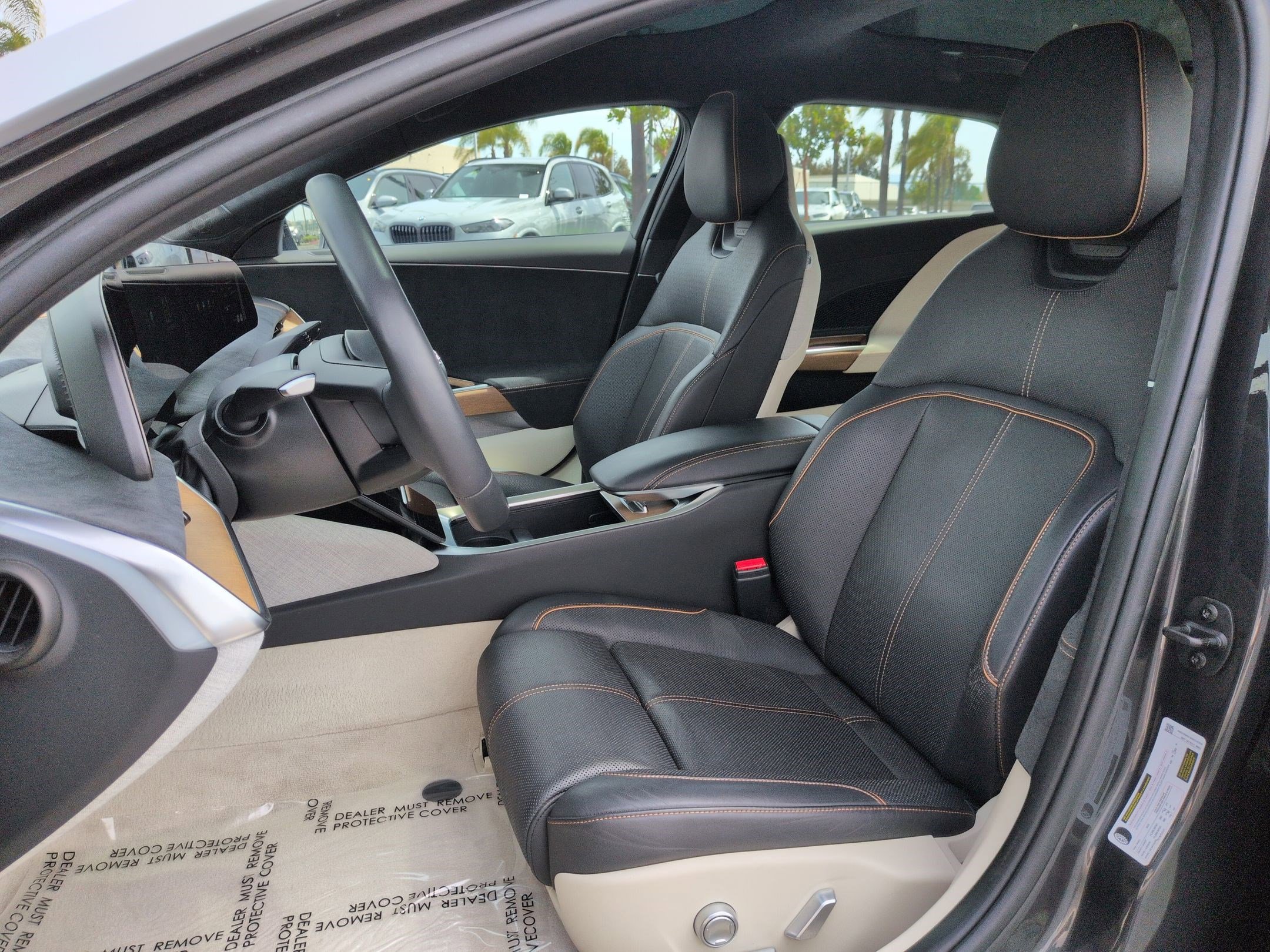 Used 2022 Lucid Air Grand Touring image 16