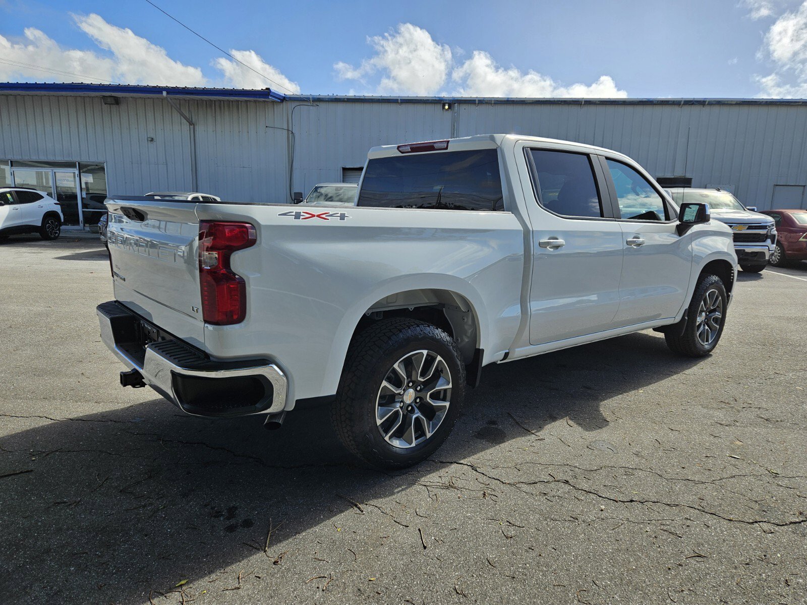 New 2025 Chevrolet Silverado 1500 LT image 9