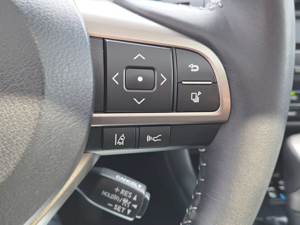 Used 2017 Lexus RX 450h AWD w/ Cold Weather Package image 16