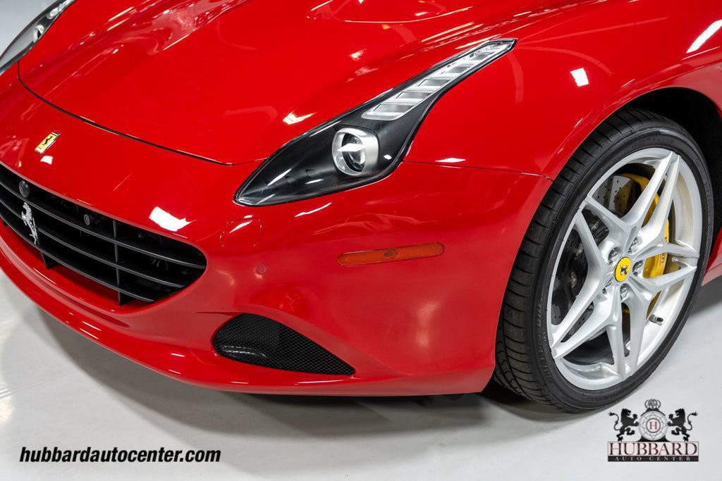 Used 2016 Ferrari California T image 13