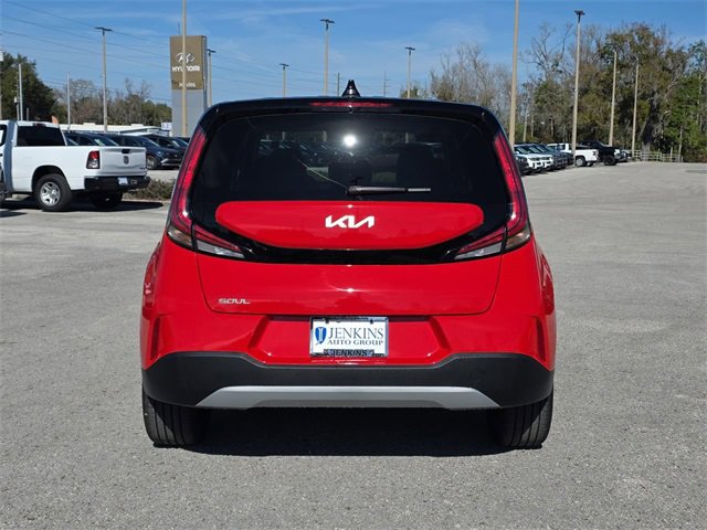 Used 2025 Kia Soul EX image 4