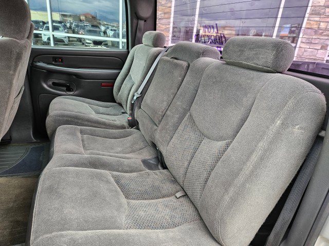 Used 2005 Chevrolet Silverado 2500 LS w/ Heavy-Duty Power Package AWD/4WD image 21