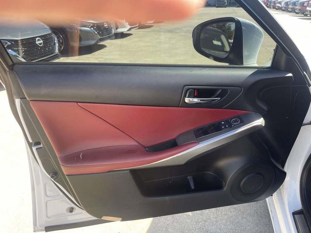 Used 2014 Lexus IS 350 image 19
