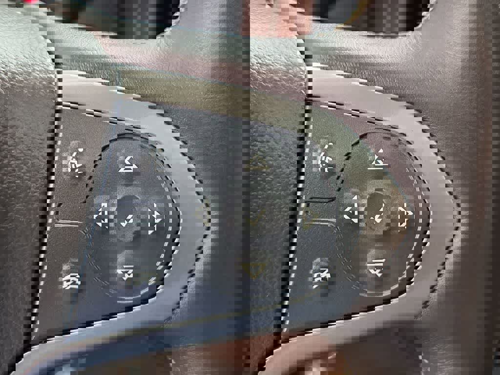 Used 2016 Chevrolet Silverado 1500 High Country image 27