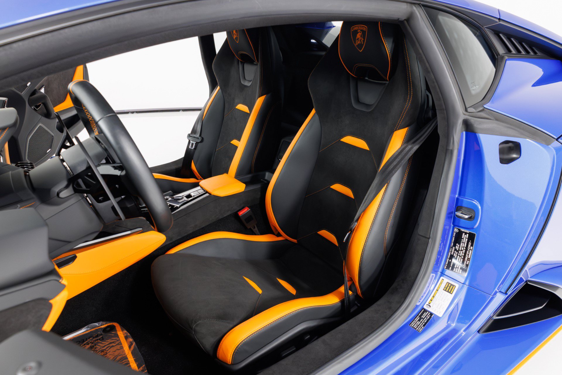 Used 2023 Lamborghini Huracan Tecnica RWD image 16
