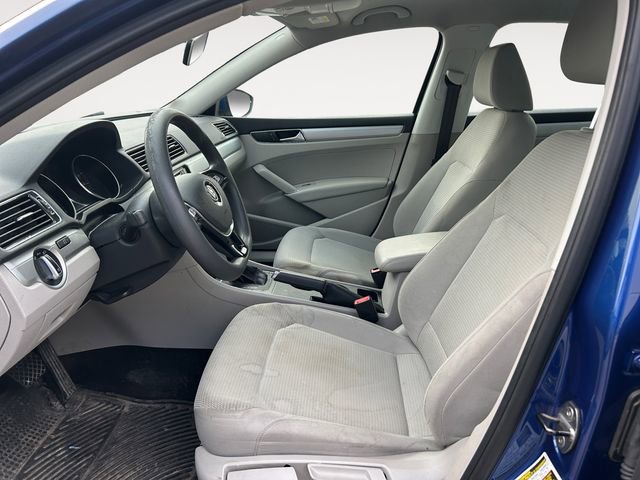 Used 2016 Volkswagen Passat 1.8T S image 9
