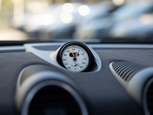 Certified 2025 Porsche 718 Boxster Spyder RS image 39