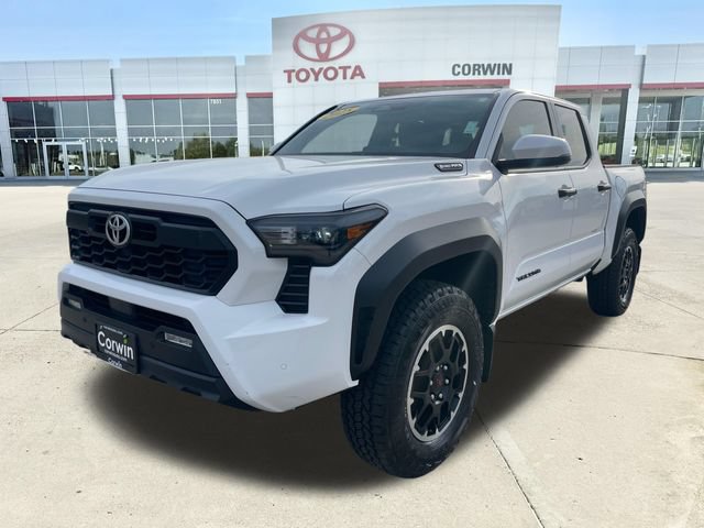 Used 2025 Toyota Tacoma TRD Off-Road w/ TRD Off Road Upgrade Package AWD/4WD image 8