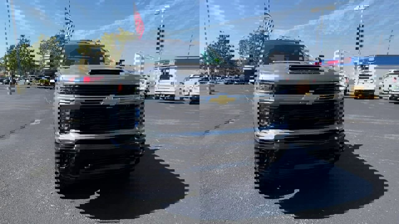 New 2025 Chevrolet Silverado 2500 Custom w/ Custom Value Package image 3