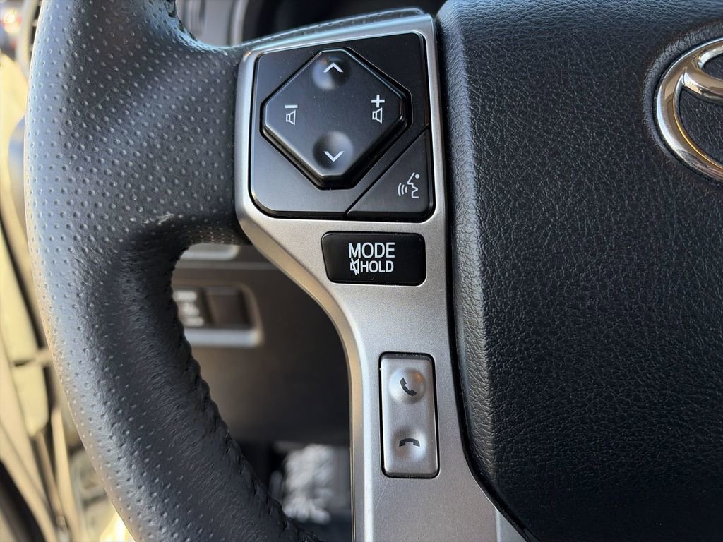 Used 2021 Toyota 4Runner Limited RWD image 9