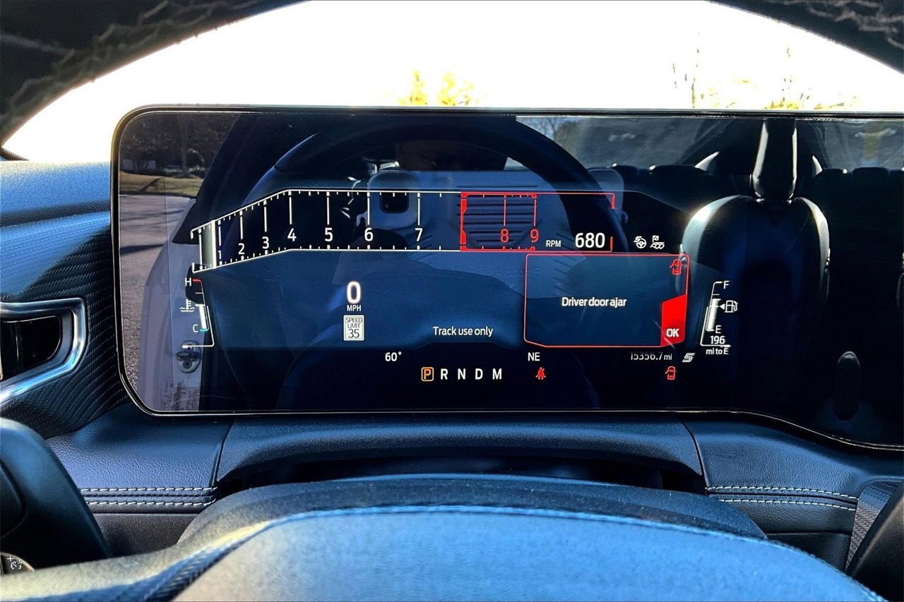 Used 2024 Ford Mustang GT Premium image 10