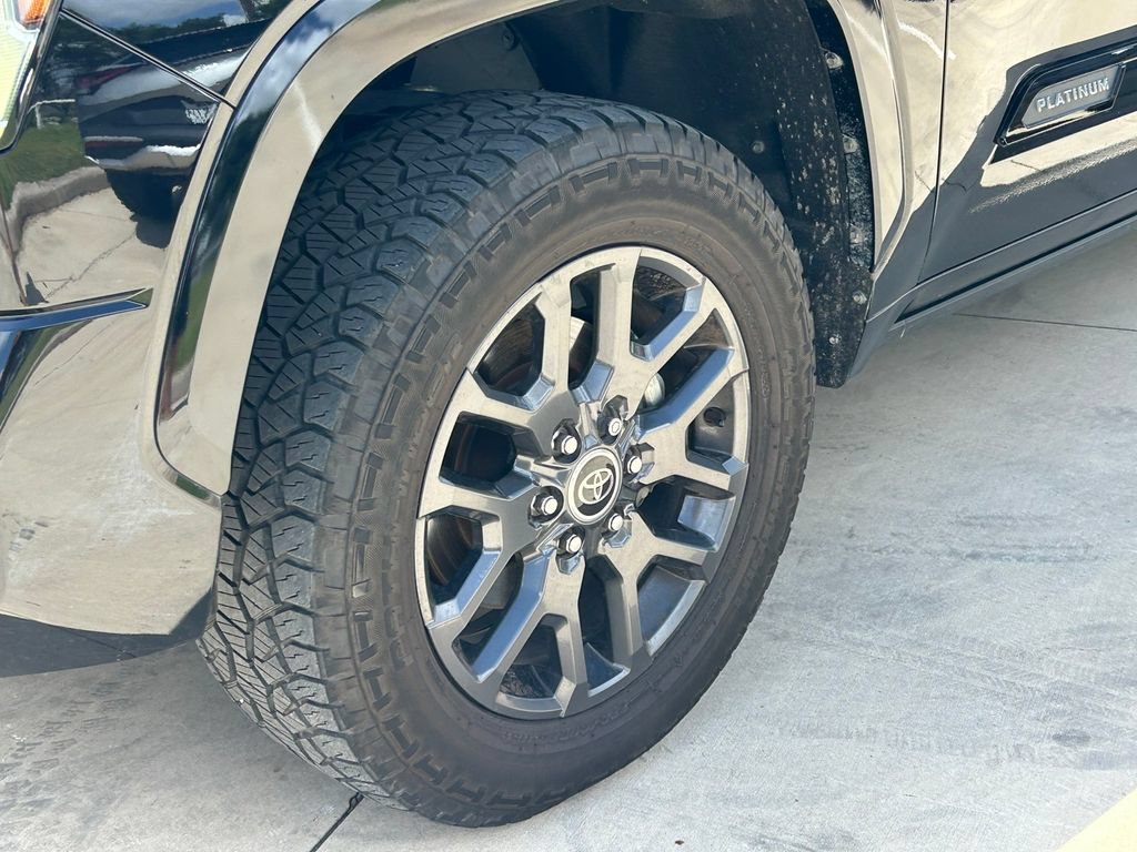 Used 2022 Toyota Tundra Platinum w/ Advanced Package AWD/4WD image 9