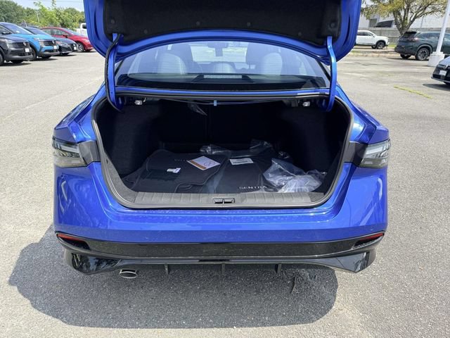 New 2026 Nissan Sentra SR w/ SR Premium Package FWD image 12