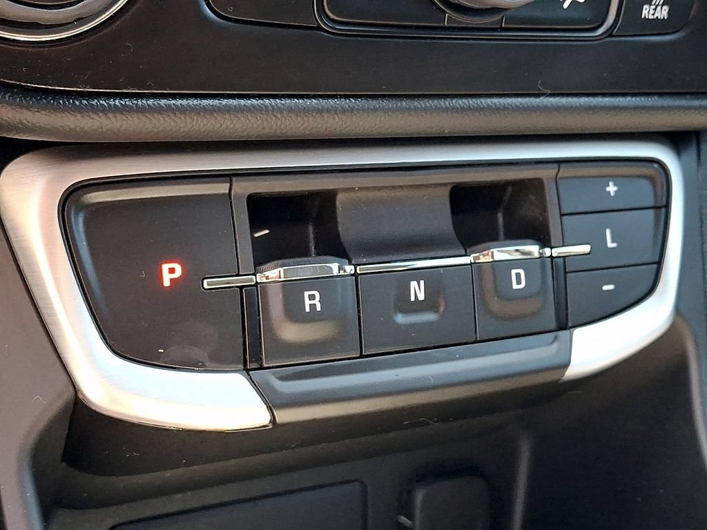 Used 2023 GMC Terrain SLE w/ Driver Convenience Package AWD/4WD image 16