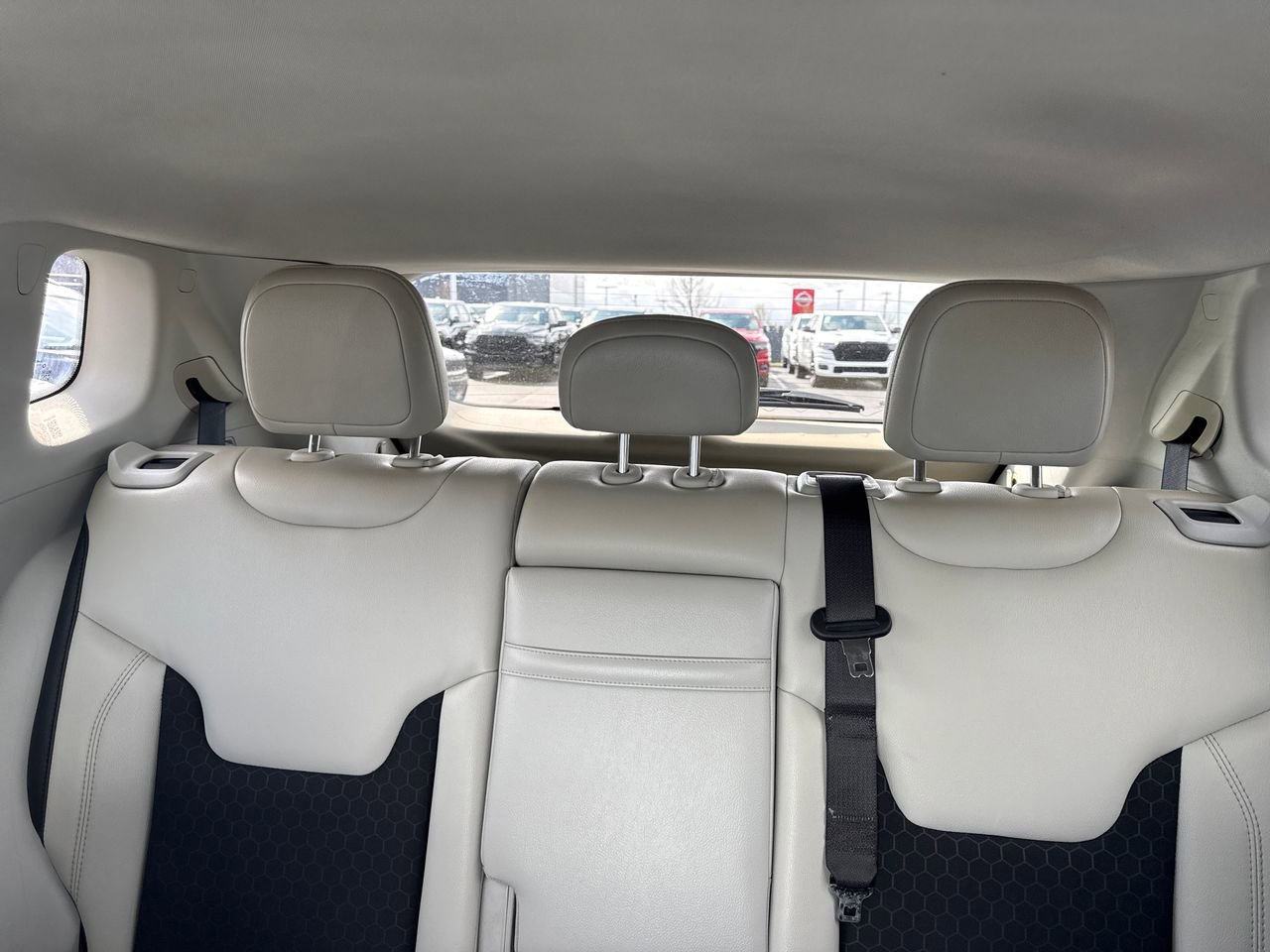 Used 2019 Jeep Compass Latitude AWD/4WD image 22