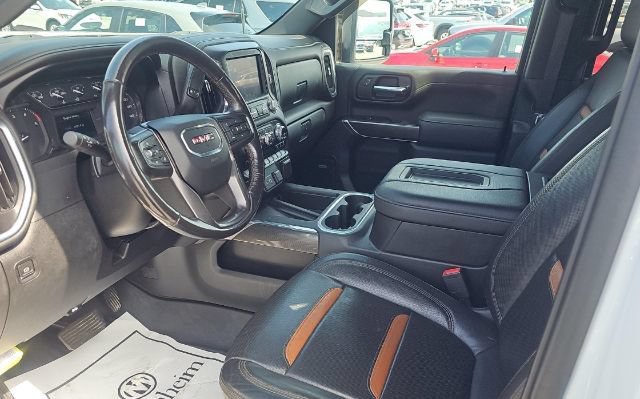 Used 2021 GMC Sierra 2500 AT4 w/ AT4 Preferred Package AWD/4WD image 3