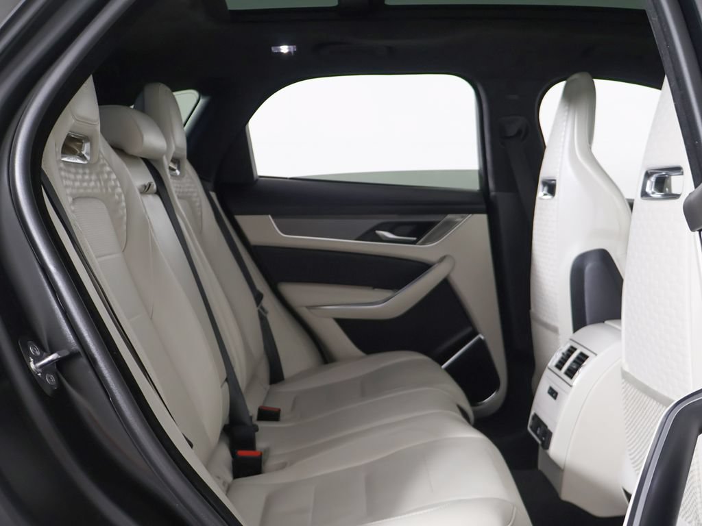 Used 2022 Jaguar F-PACE SVR AWD/4WD image 35
