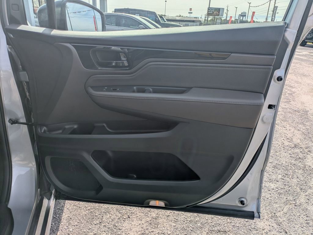 Used 2024 Honda Odyssey Touring image 31