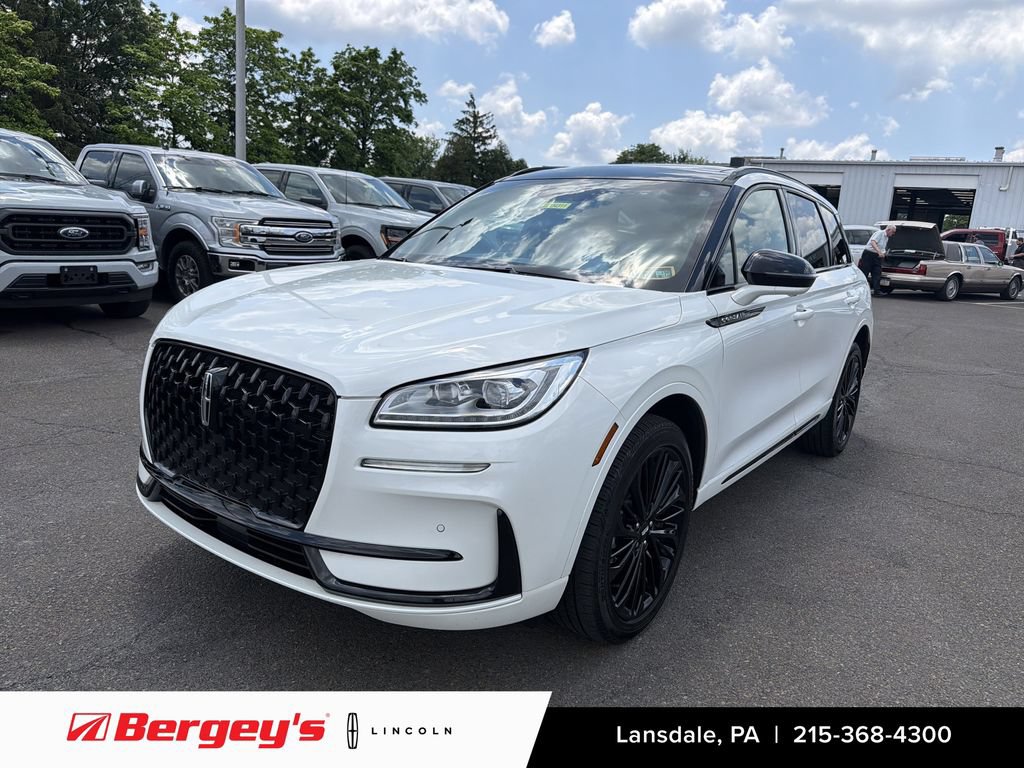 Certified 2023 Lincoln Corsair Reserve w/ Equipment Group 201A AWD/4WD image 1