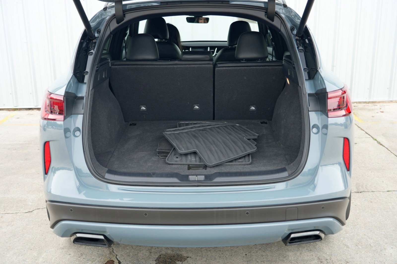 Used 2024 INFINITI QX50 Sport image 8