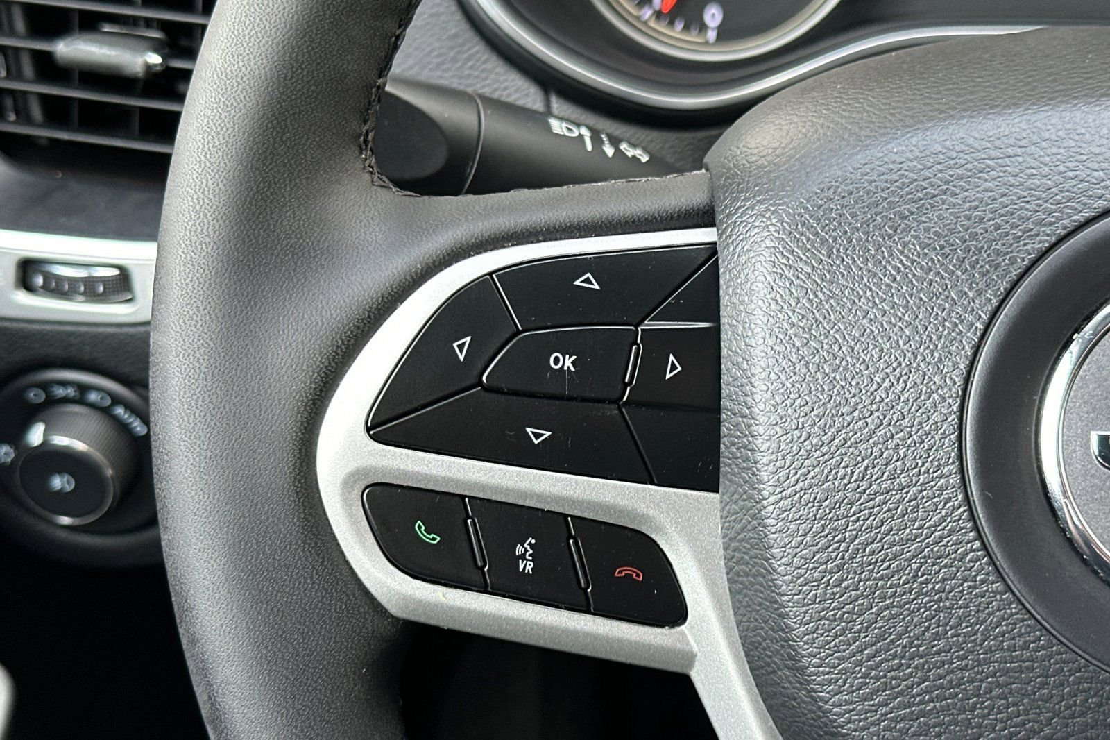 Used 2022 Jeep Cherokee Latitude image 26