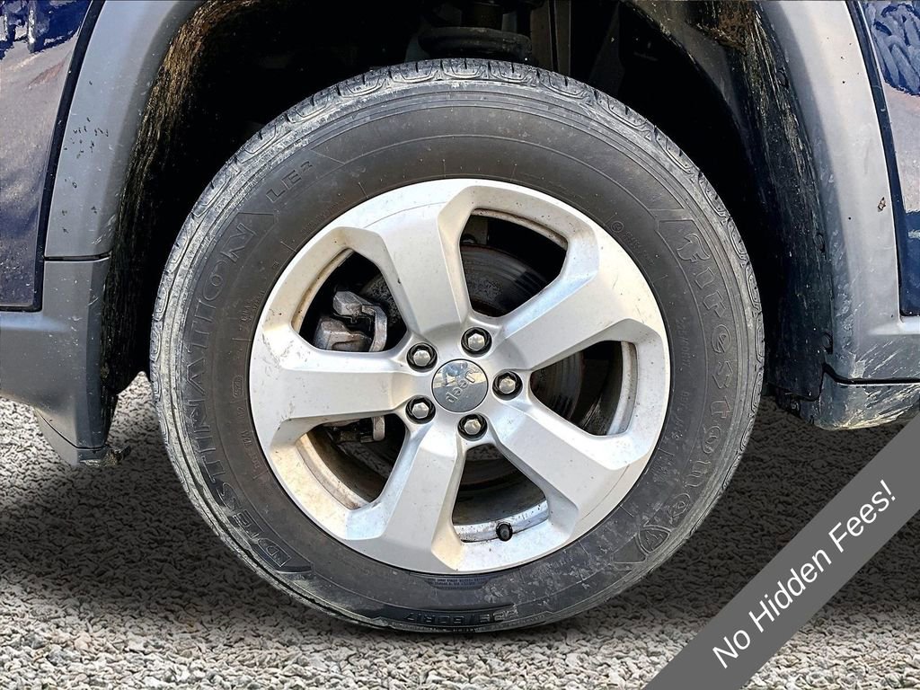 Used 2018 Jeep Compass Latitude w/ Popular Equipment Group AWD/4WD image 9