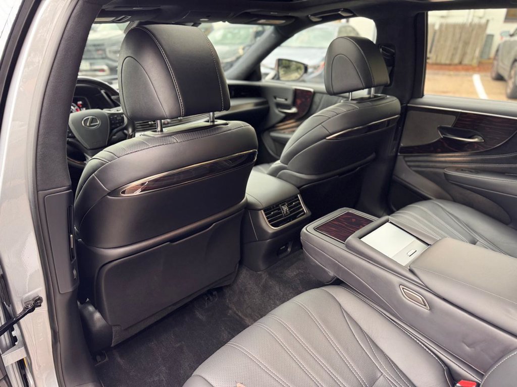 Used 2022 Lexus LS 500 AWD w/ Luxury Package image 21