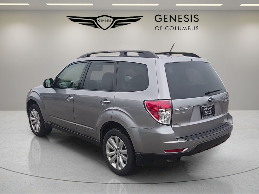 Used 2011 Subaru Forester 2.5X Premium w/ All-Weather Pkg AWD/4WD image 3
