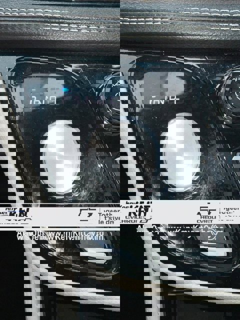 Used 2024 Chrysler Pacifica Limited image 34