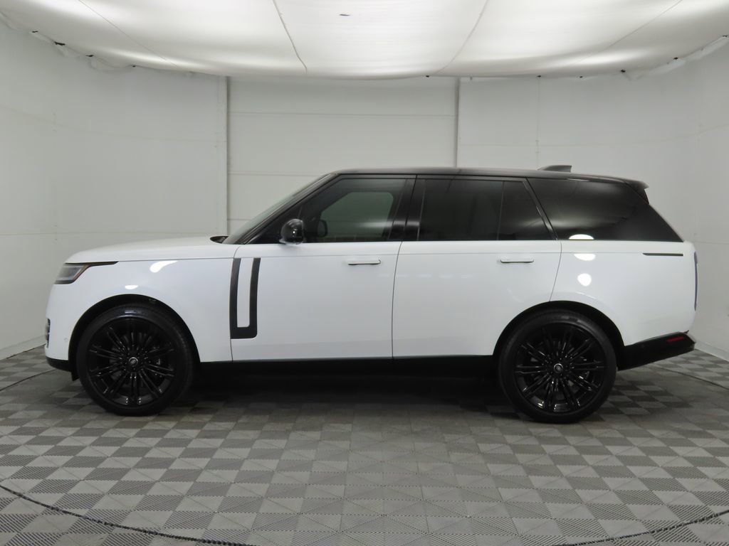 New 2025 Land Rover Range Rover SE image 8