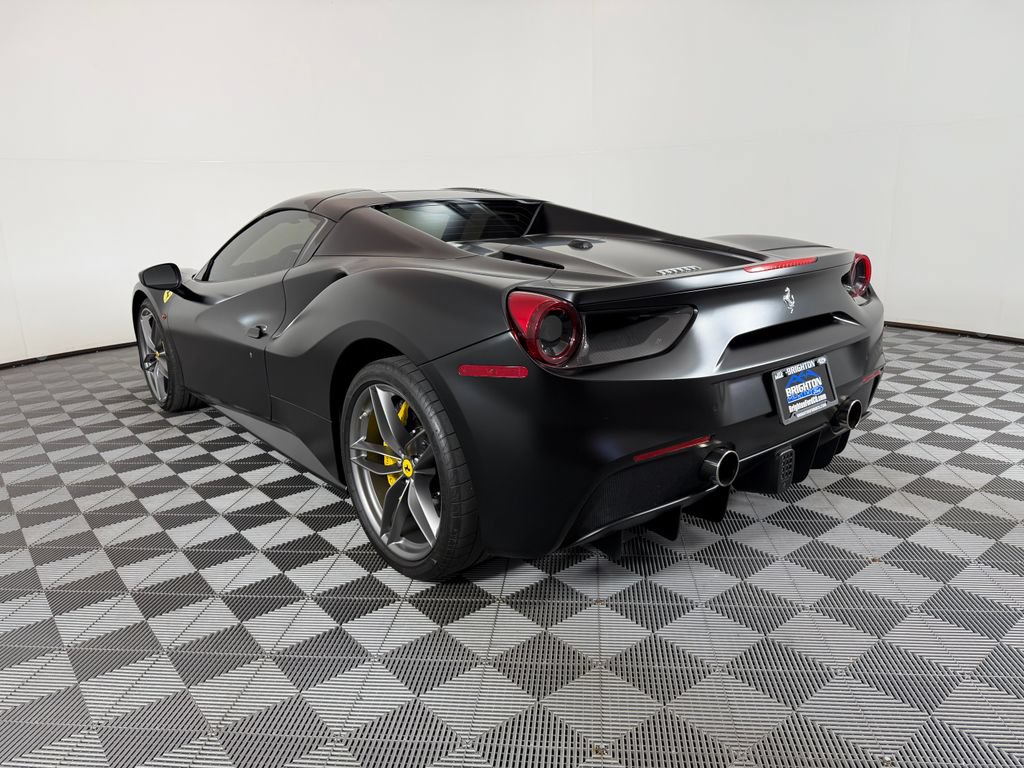 Used 2018 Ferrari 488 Spider RWD image 5