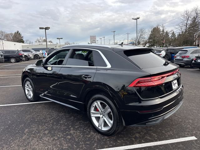 Used 2019 Audi Q8 Premium w/ Convenience Package AWD/4WD image 4