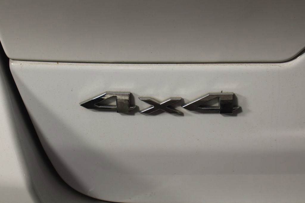 Used 2023 Jeep Grand Cherokee Limited AWD/4WD image 51