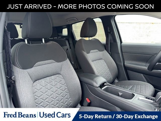 Certified 2025 Nissan Kicks SV AWD/4WD image 17