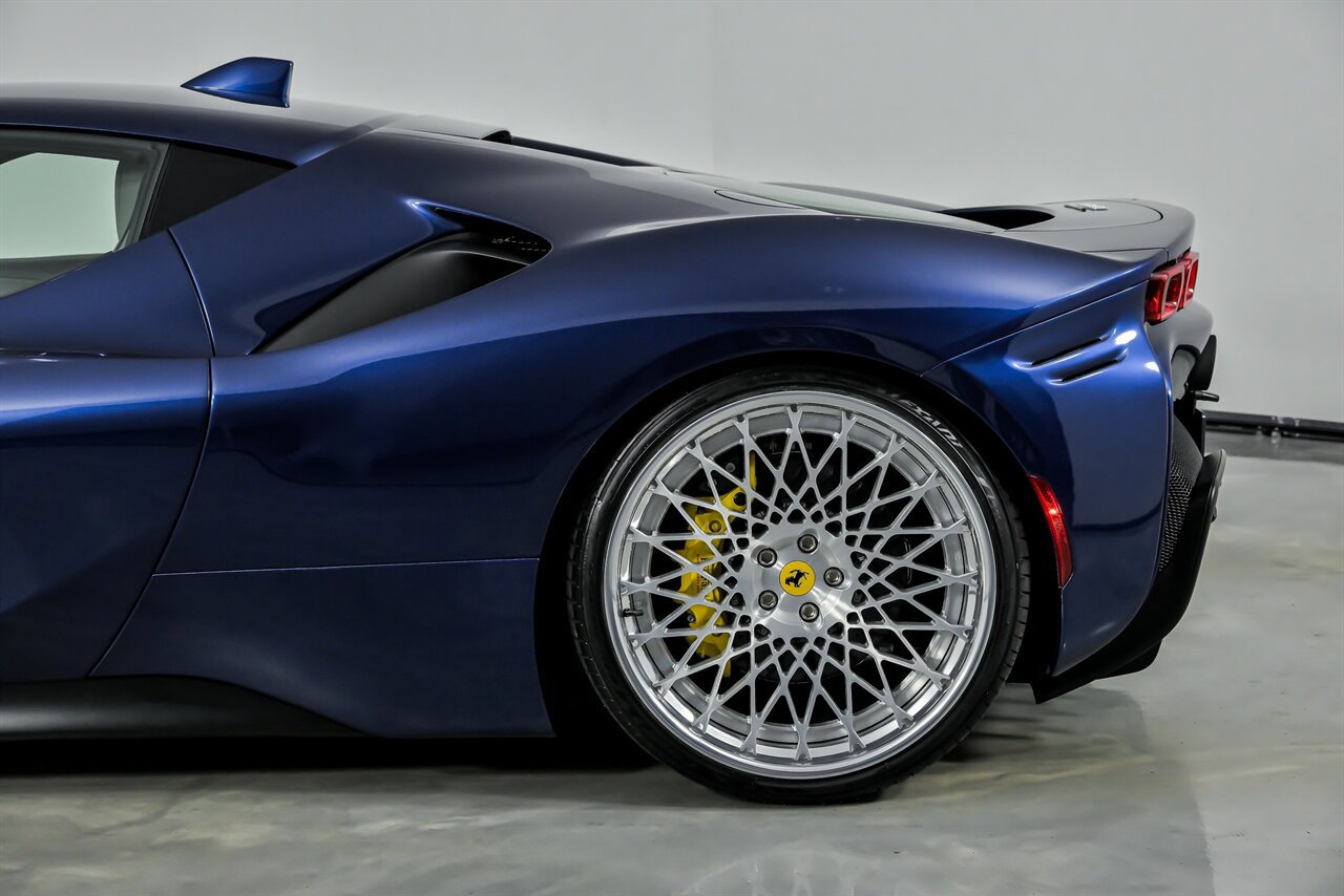 Used 2023 Ferrari SF90 Stradale image 8