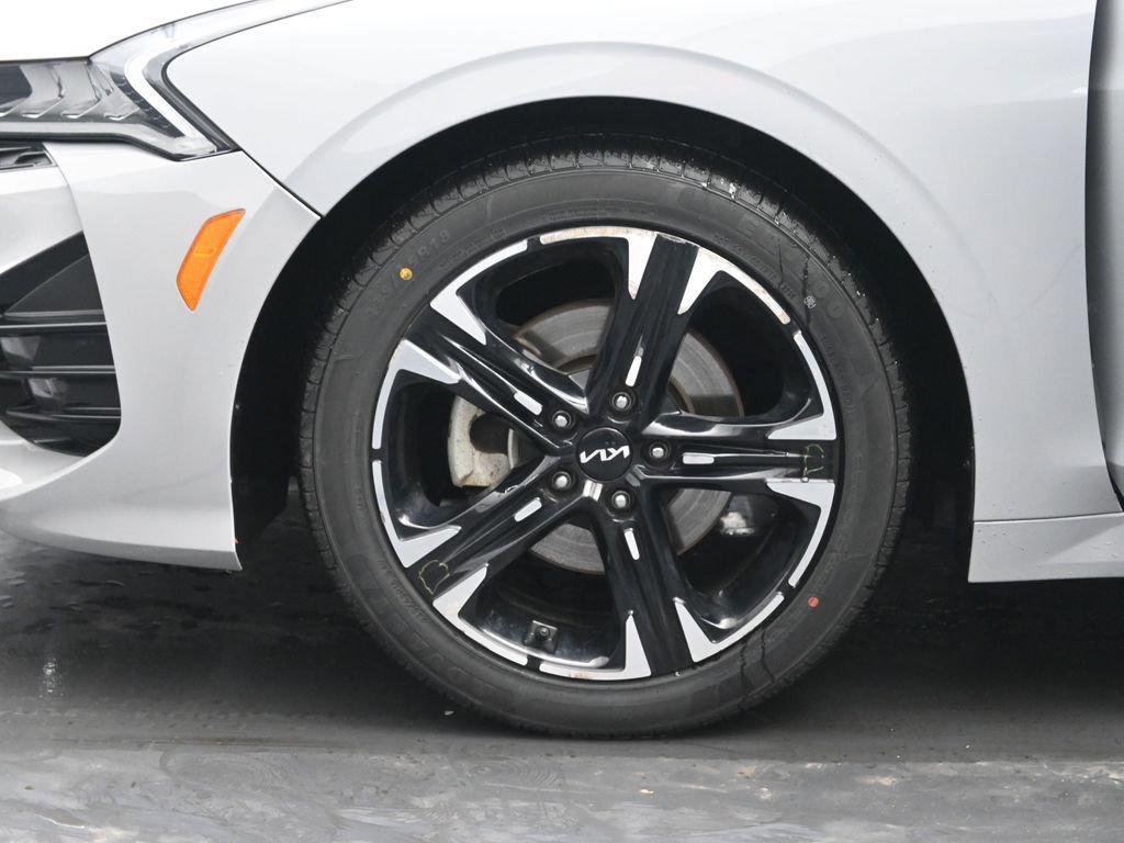 Used 2024 Kia K5 GT-Line image 35