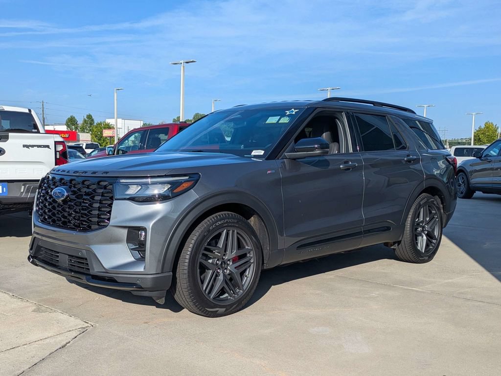 New 2026 Ford Explorer ST-Line w/ ST-Line Street Pack RWD image 7