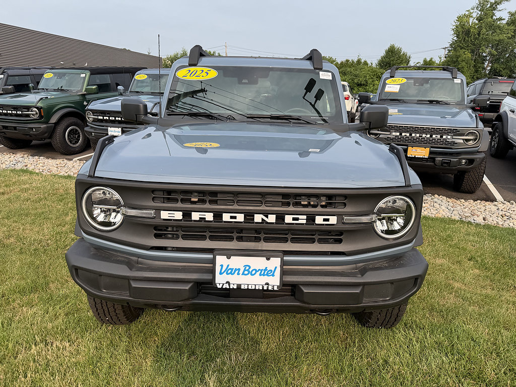 Used 2025 Ford Bronco Big Bend AWD/4WD image 8