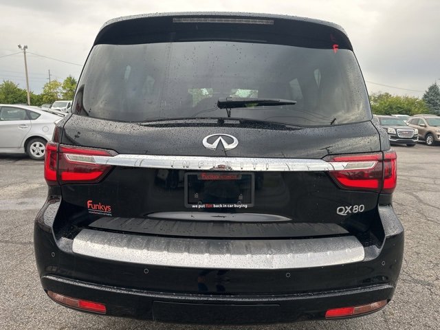 Used 2018 INFINITI QX80 4WD w/ Driver Assistance Package image 6