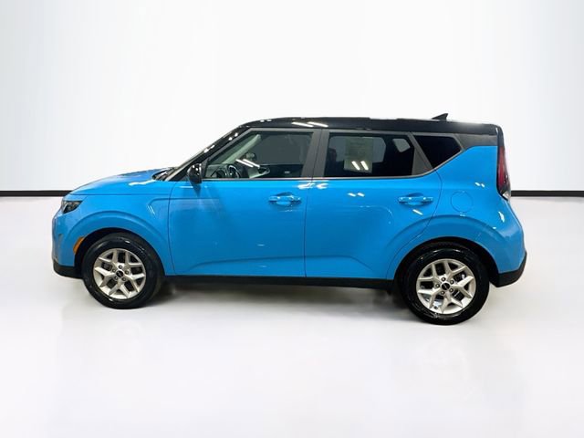 Used 2023 Kia Soul S FWD image 4