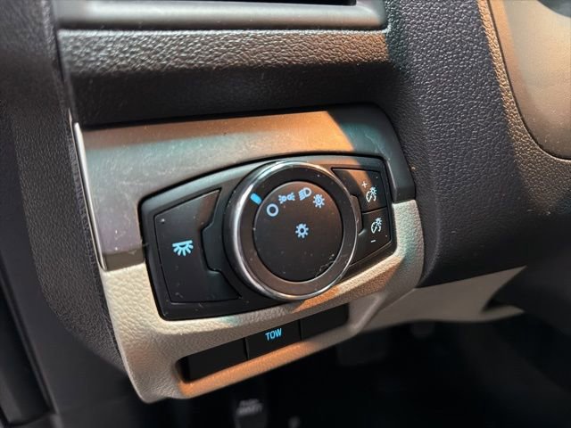Used 2015 Ford Explorer Base image 20