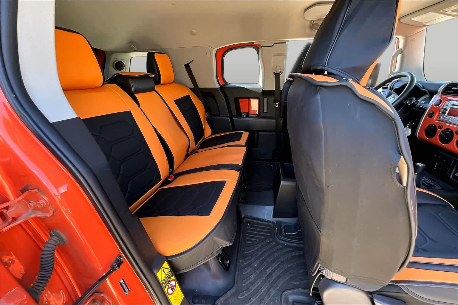 Used 2014 Toyota FJ Cruiser 4WD w/ Upgrade Package image 18
