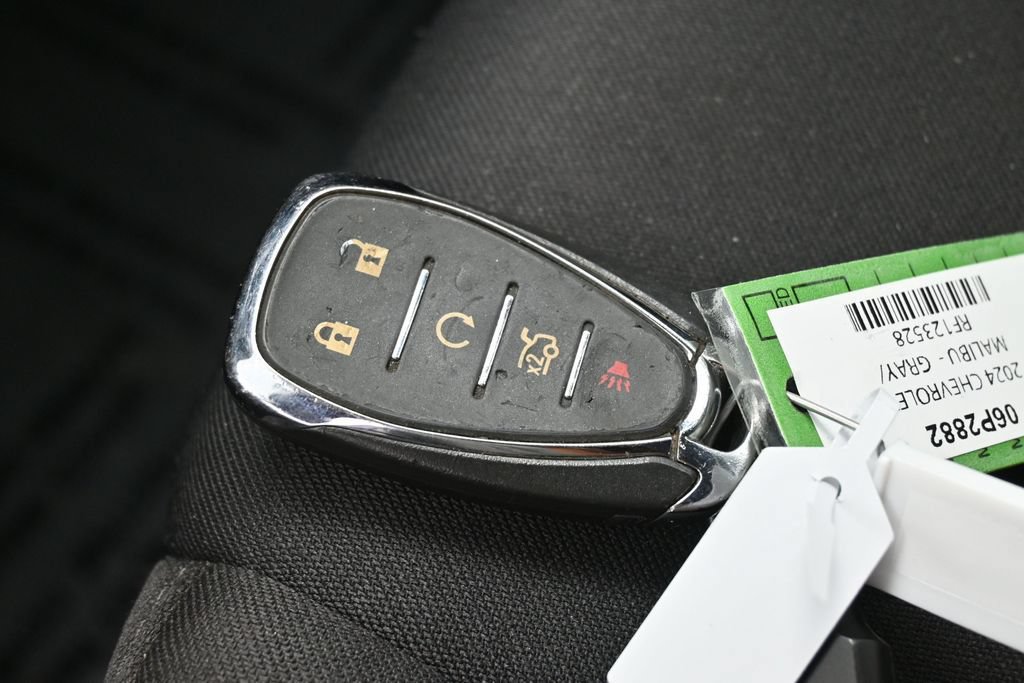Used 2024 Chevrolet Malibu LT FWD image 28