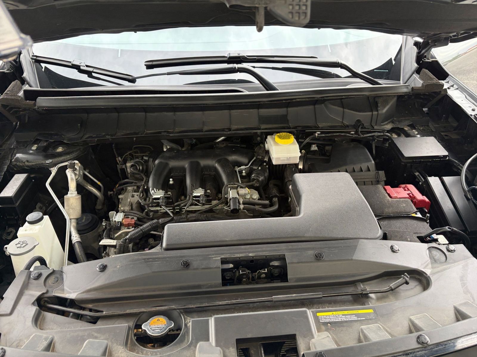 Used 2025 Nissan Pathfinder SV AWD/4WD image 35