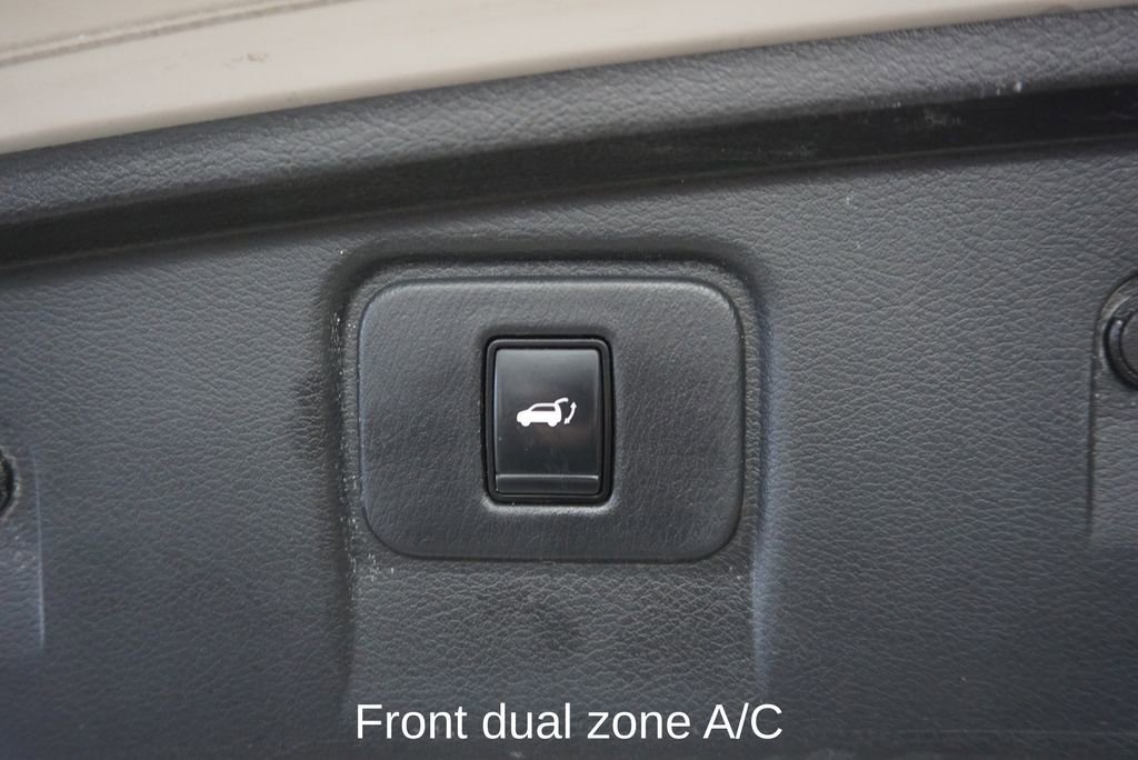 Used 2017 Nissan Murano SV image 6