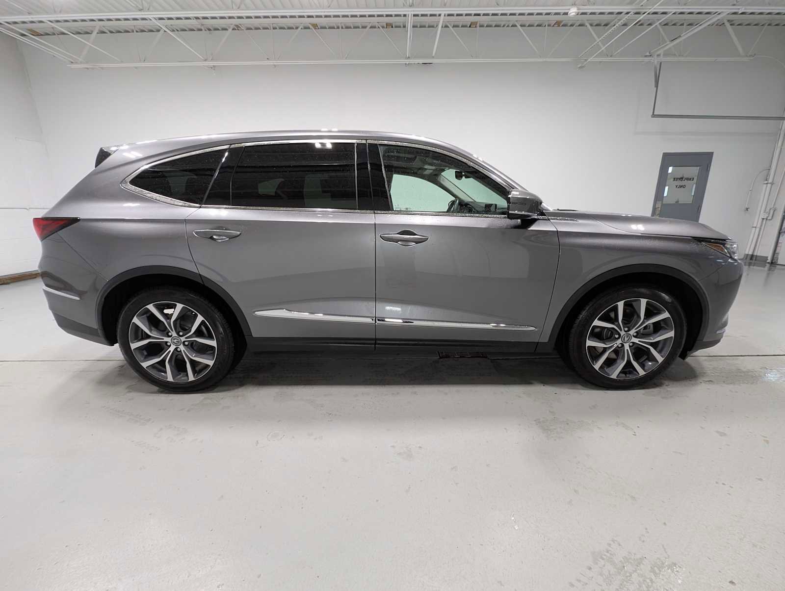 Certified 2023 Acura MDX w/Technology Package image 7